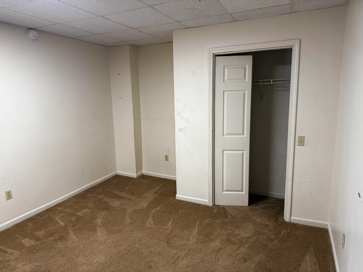 2 bed, 700 sqft, $950 — Photo 2