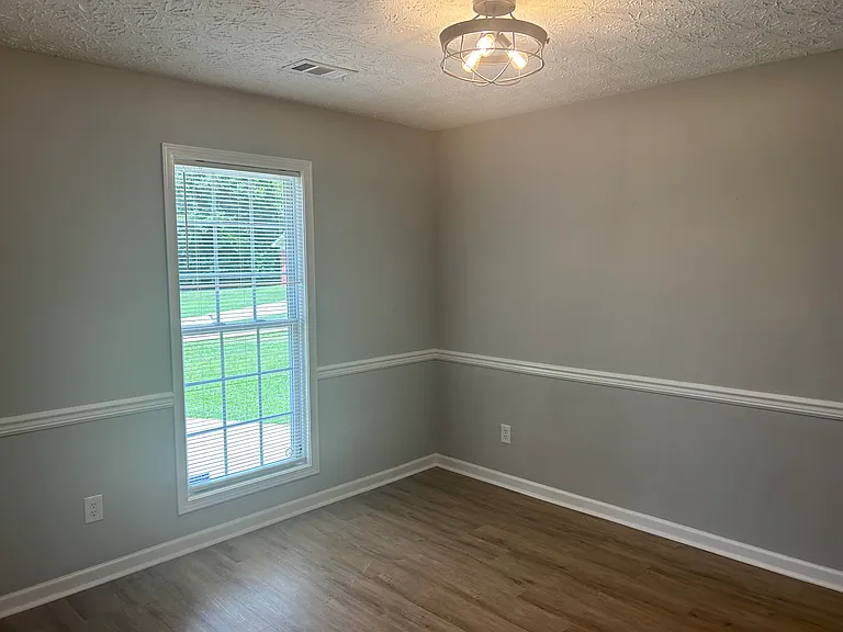 7001 Hunter Hill Ct — Photo 4