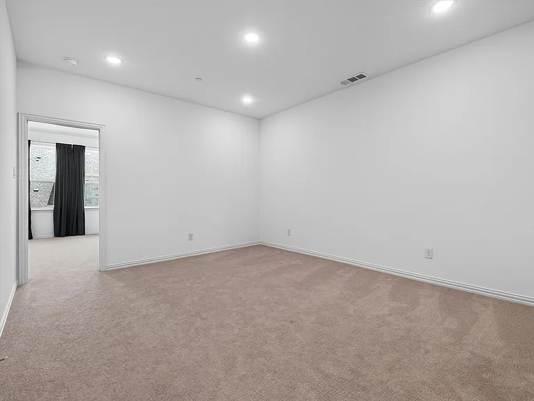 8900 Magnet Dr — Photo 16