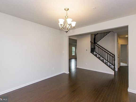 4th image of 9506 Copper Creek Ct