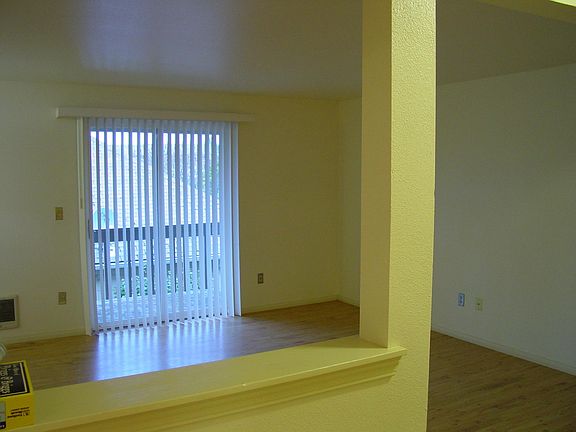 5th image of 4345 S Puget Sound Ave APT 4