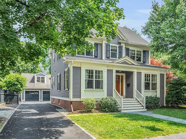 65 Everett St, Concord, MA 01742