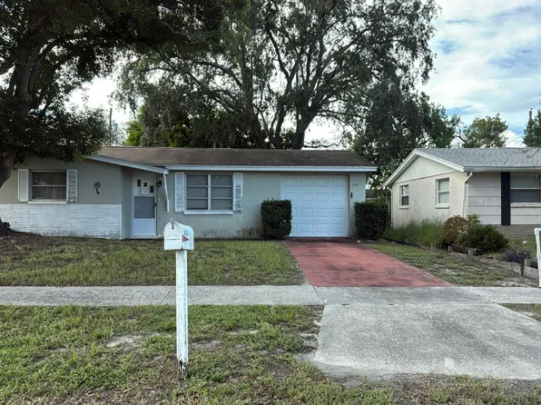 5416 Casino Dr, Holiday, FL 34690