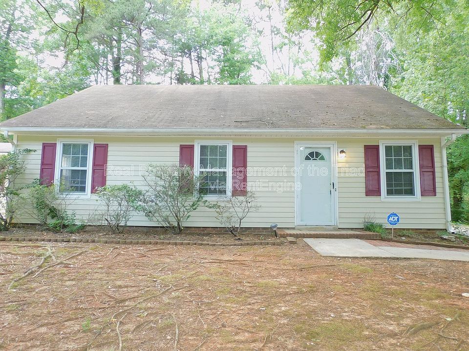 1st image of 2006 Creekwood Dr