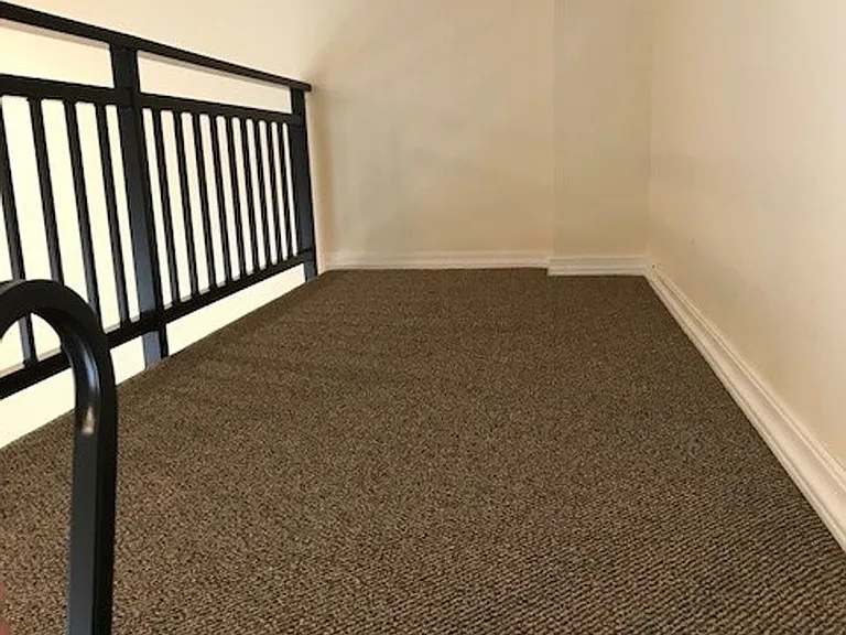 Riano by aPodment Suites Where Ballard Vibe Meets Smart Micro-Living — Photo 15