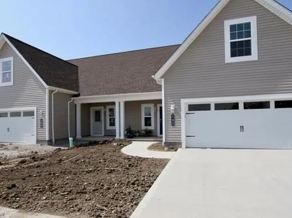 193 Larimar Dr, Willowick, OH 44095
