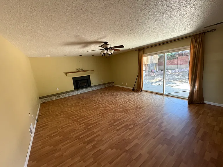 8521 James Ave NE — Photo 13