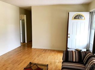2910 Vinewood Ln, Pueblo, CO 81005