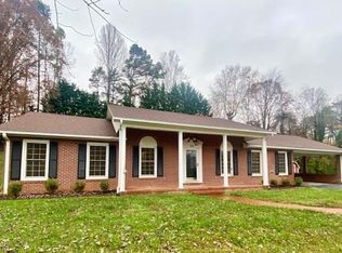 158 W Greenhill Rd, Mount Airy, NC 27030