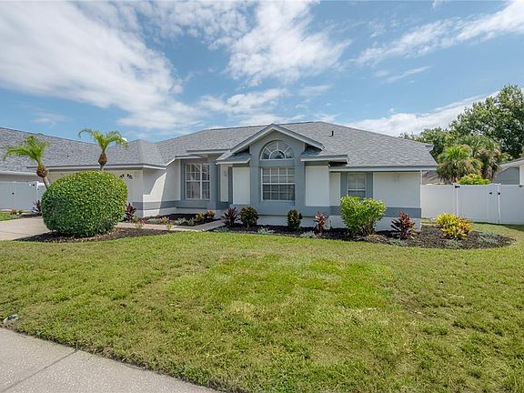 3rd image of 15121 HEATHRIDGE DRIVE