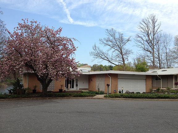 Mid-Century Modern Gem