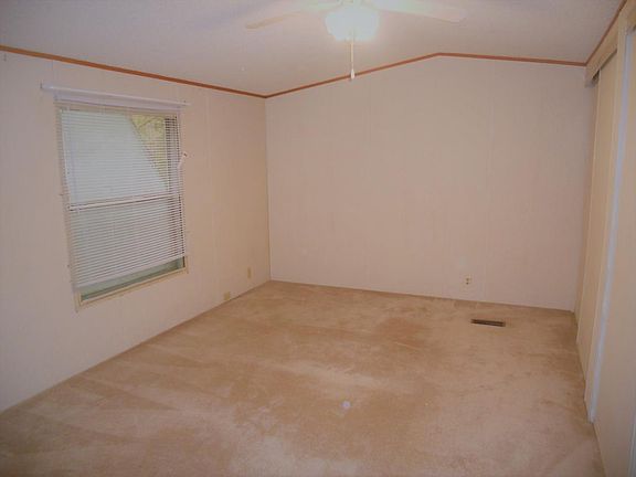 Check out this huge master bed!