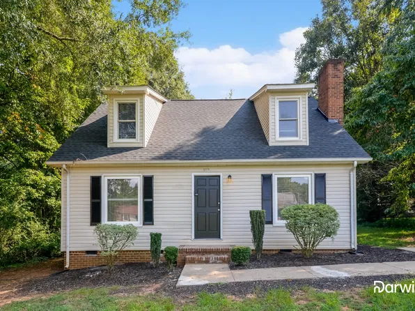 112 Pineview Ct, Statesville, NC 28625