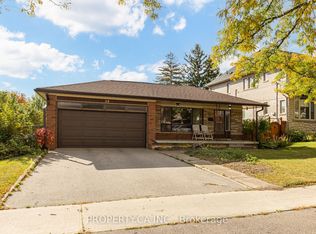 28 Blue Springs Rd, Toronto, ON M6L 2T3