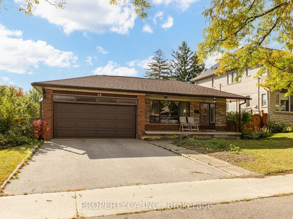 28 Blue Springs Rd, Toronto, ON M6L 2T3