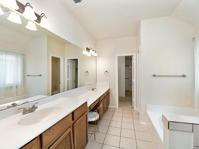 1200 Sierra Blanca Dr — Photo 16