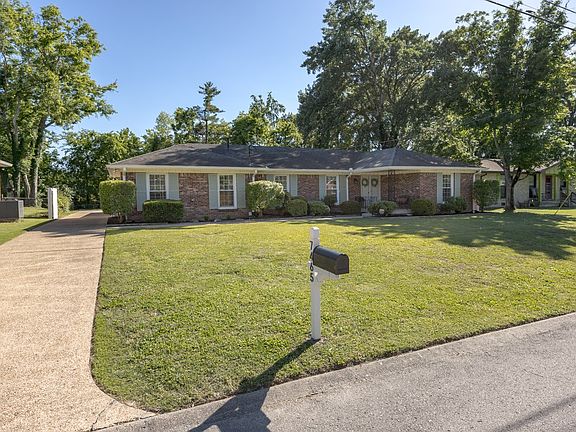 2nd image of 7465 Harrow Dr