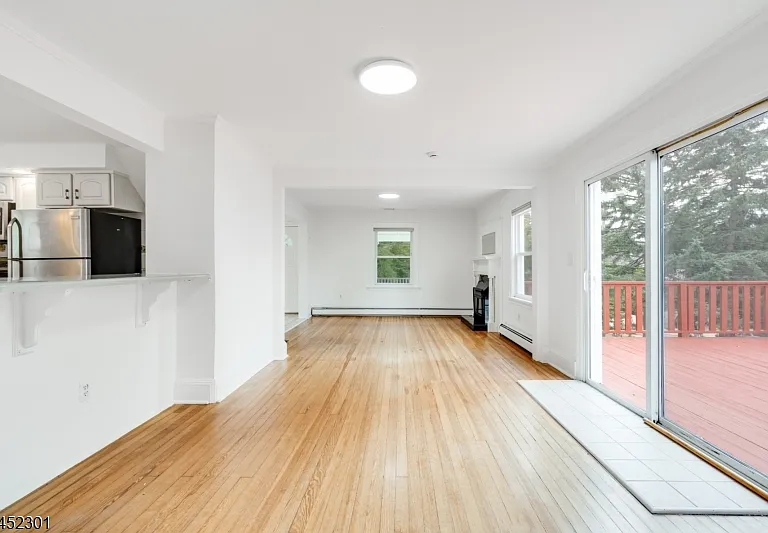 275 E Mount Pleasant Ave — Photo 18