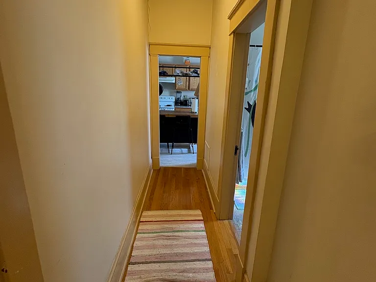 412 W 10th St #3 — Photo 12