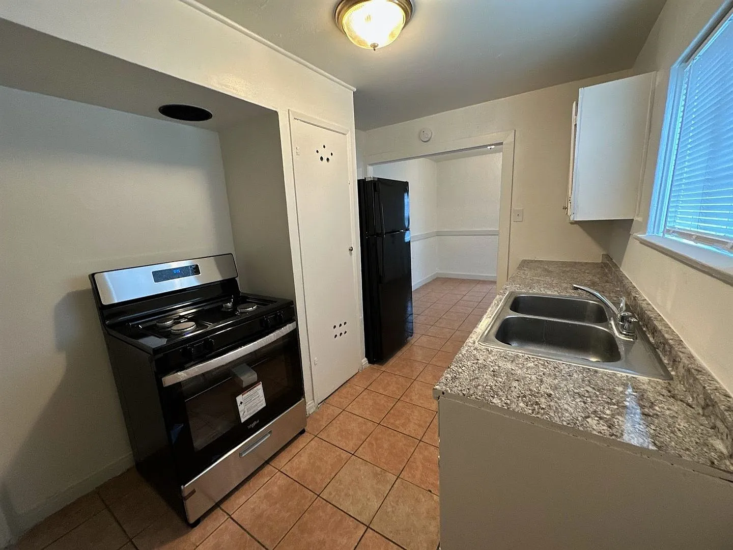 1354 Okula Properties — Photo 3