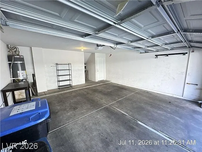 316 Fountain Crossing Ln — Photo 26