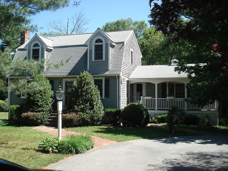 1st image of 275 Pine St