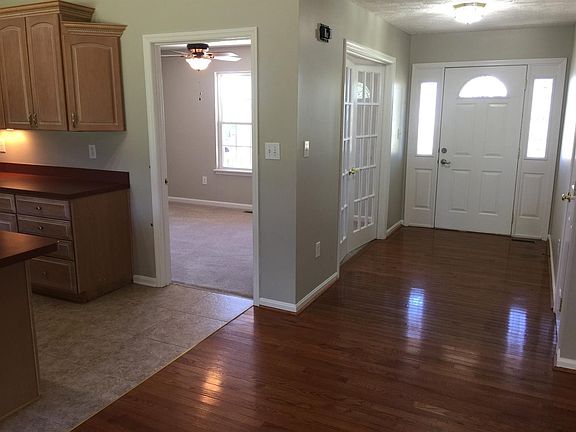 3rd image of 213 Kevin Dr