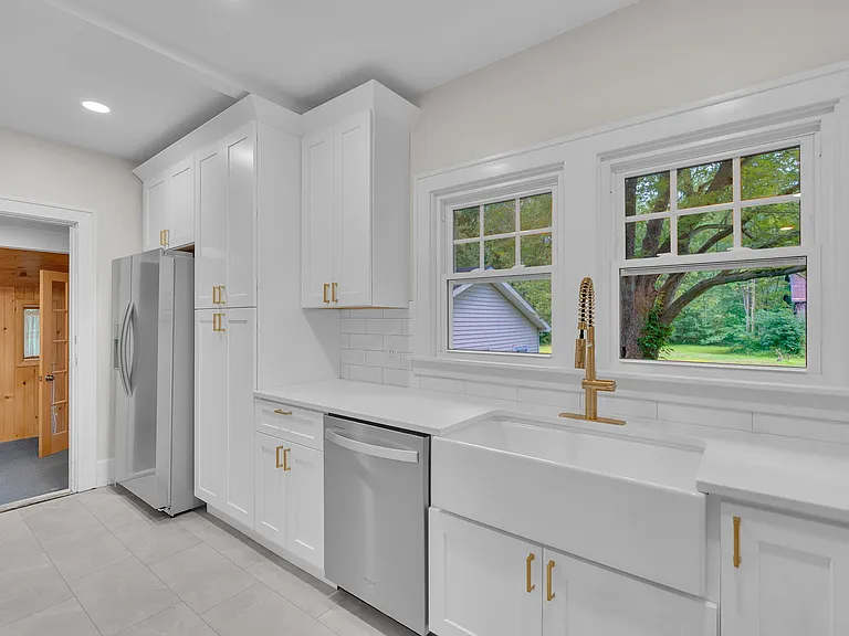 850 Campbell Blvd — Photo 16