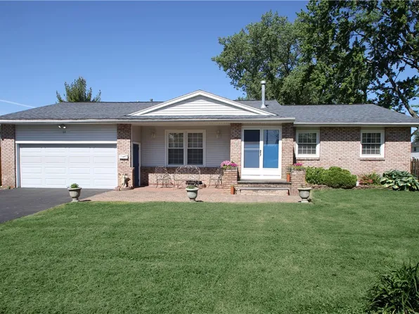 63 Appian Dr, Rochester, NY 14606