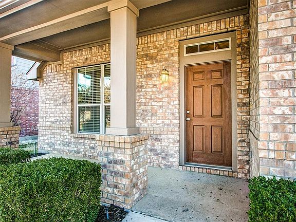 3rd image of 1408 Kittyhawk Dr