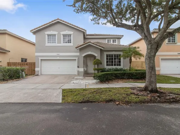 10842 NW 53rd Ln, Doral, FL 33178