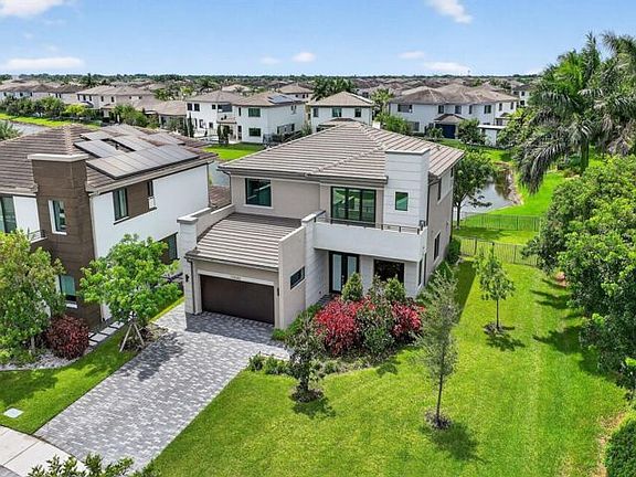 2nd image of 10990 Oceano Way