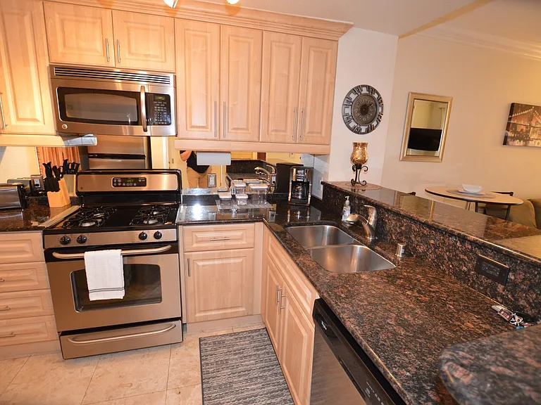 230 E Flamingo Rd #210 — Photo 9