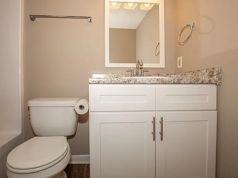 Laurel Ridge Apartments — Photo 49
