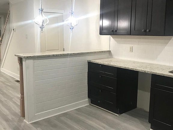 5th image of 4344 Tackawanna St