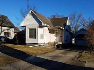 1017 Michigan Ave, Saint Joseph, MI 49085