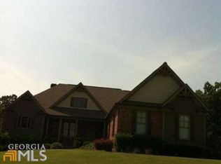 8649 Drake Dr, Lula, GA 30554