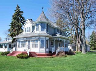 7003 S River Rd, Marine City, MI 48039