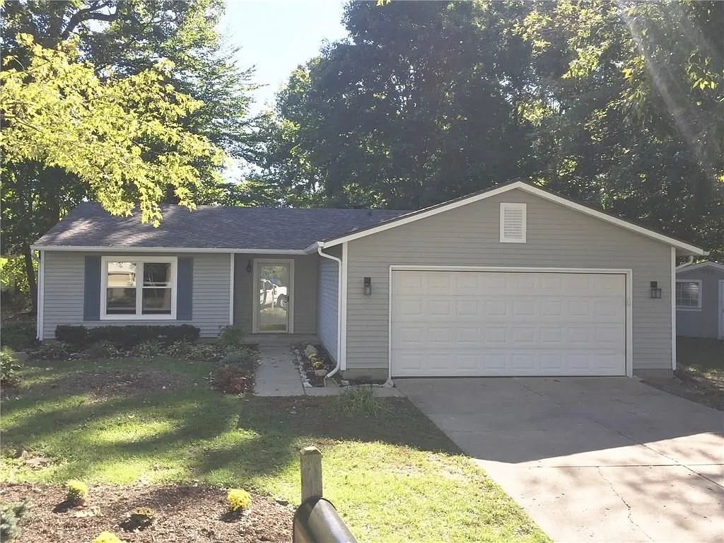 4431 Owl Ct photo 1