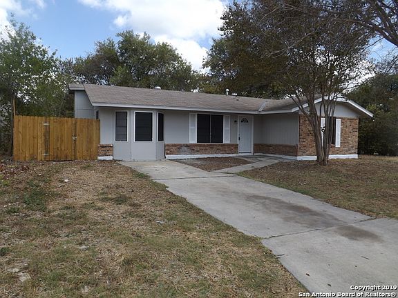 2nd image of 8927 Oakbrook St