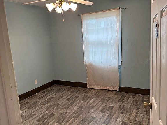 4th image of 205 Burke Rd