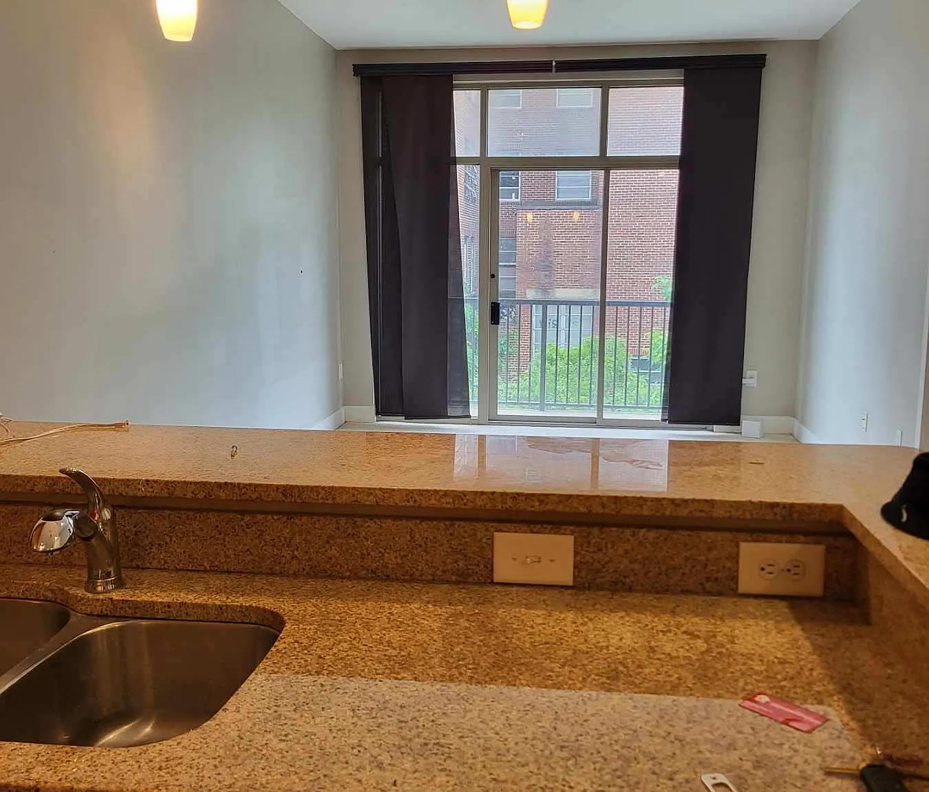 171 Auburn Ave NE — Photo 2