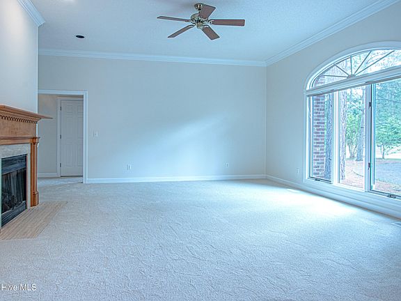 3rd image of 130 Landis Court