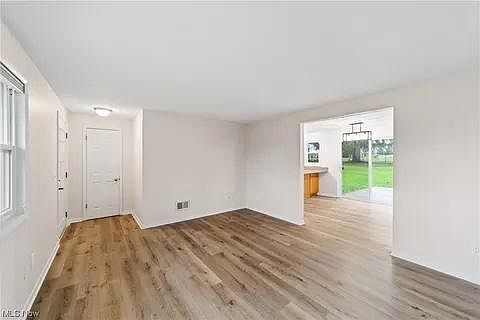 3rd image of 12964 Fountain Ct