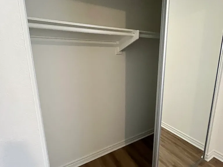 Chapman Meadows Apartments — Photo 9