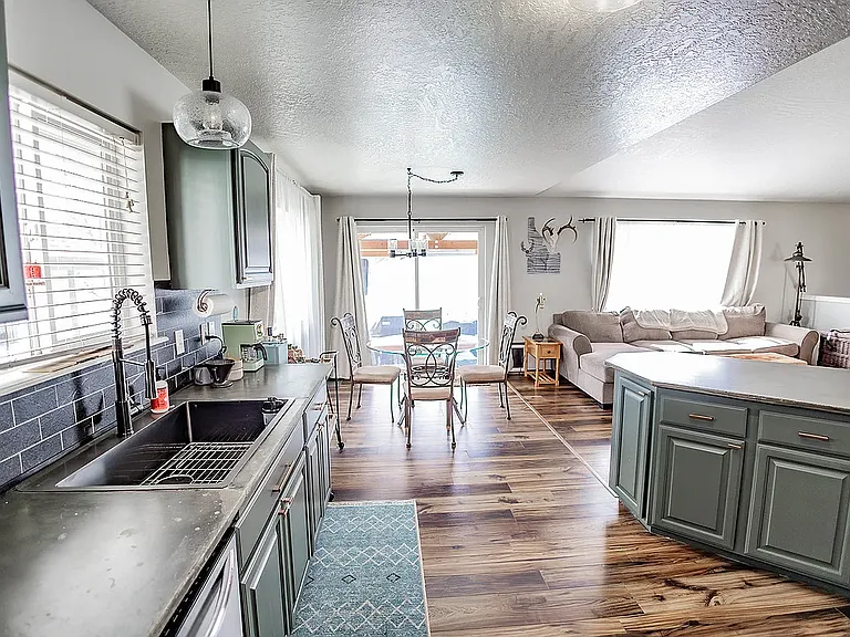 1268 W Bentwood Loop — Photo 73
