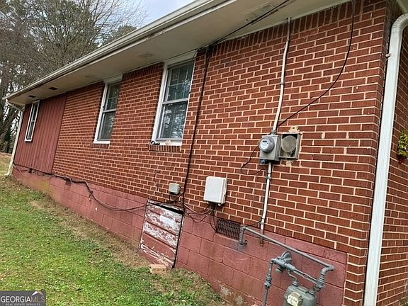 2nd image of 4280 Hendrix Dr