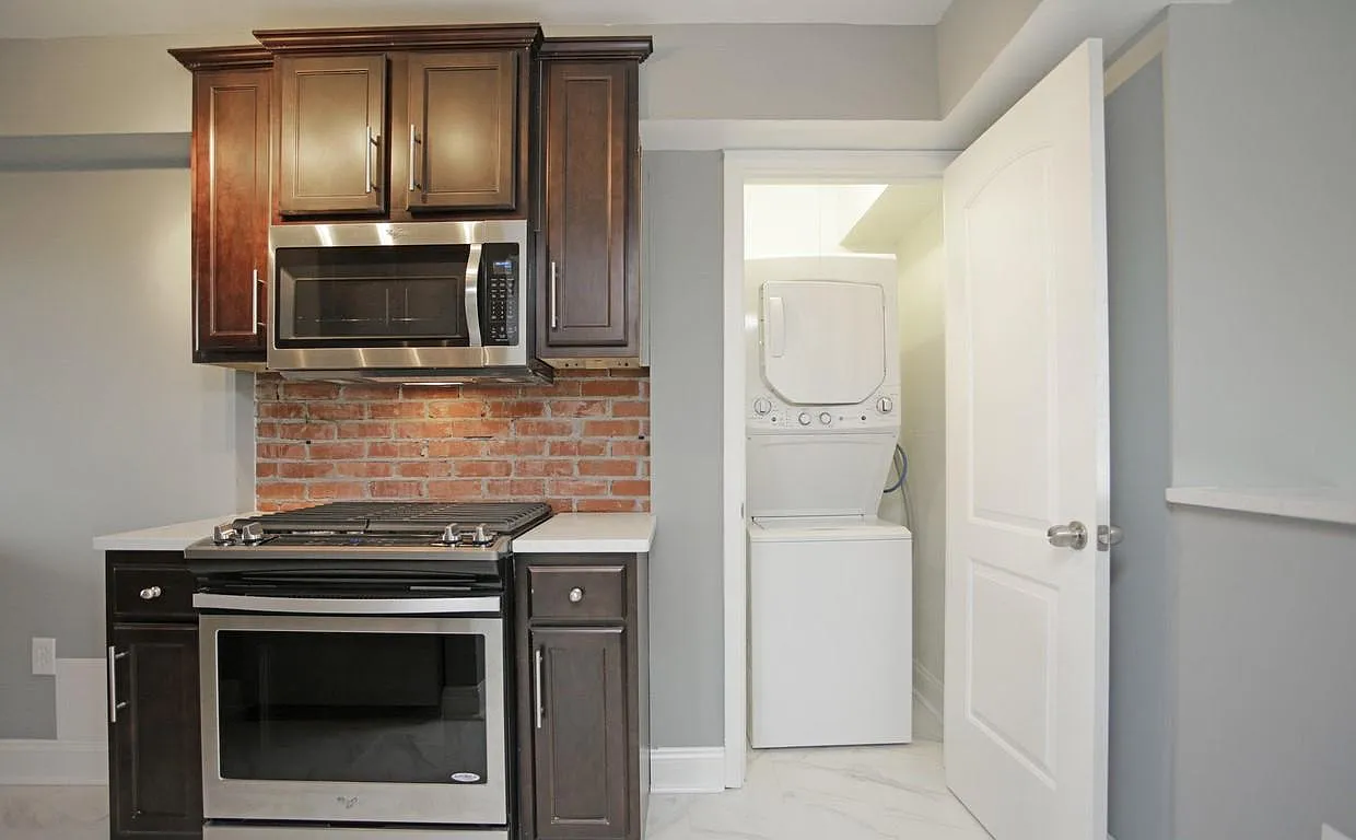Plaza House — Photo 3