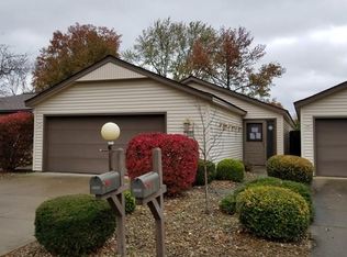 32984 Fern Tree Ln, North Ridgeville, OH 44039
