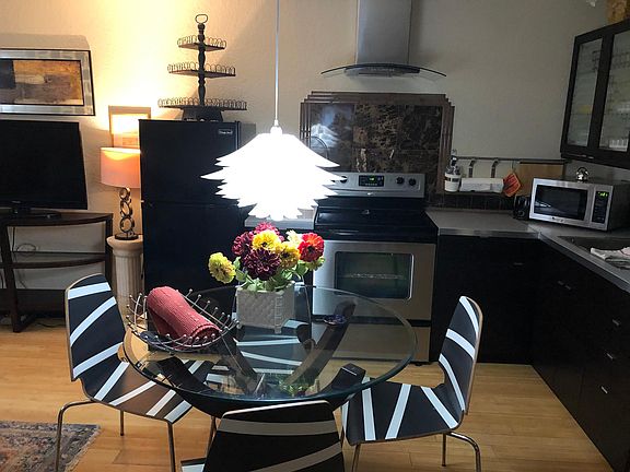 Full furnished kitchen with pot and pans , coffee and tea maker! A fairly good size fridge with freezer! 2 TVs in the ap!